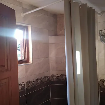 Gostinjska kuća Mickey 3*